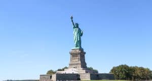 Vive el sueño americano: 10 lugares icónicos a descubrir en los Estados Unidos Imagen de la Estatua de la Libertad, EE.UU.