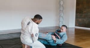 Artes Marciales y Salud Mental: Cómo el Entrenamiento Mejora tu Bienestar artes marciales salud mental